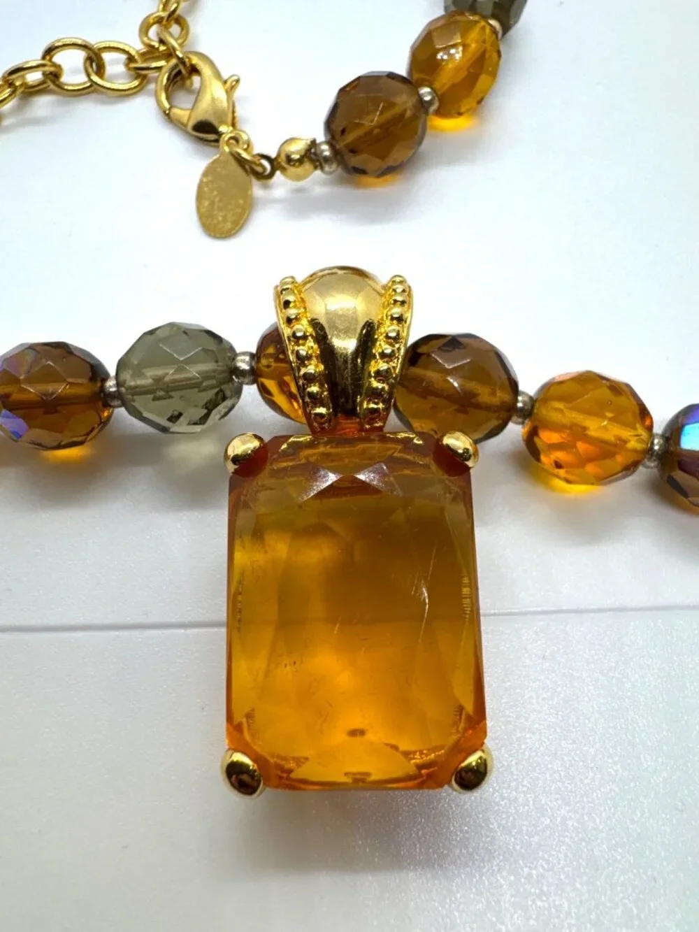 Joan Rivers Faceted Amber Glass Beaded Necklace Gold Tone Pendant Statement